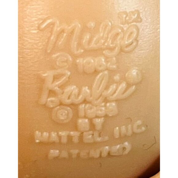 Vintage Brunette Bubble Cut Barbie Doll 1962 Zebra Striped Swimsuit - Picture 9 of 9